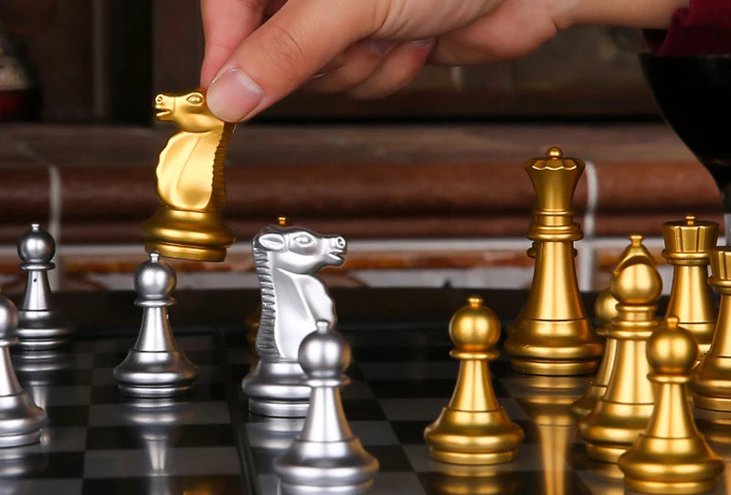 Medieval Folding Classic Chess Set With Chessboard 32 Pieces Gold Silver Magnetic Chess Portable Travel Games For Adults Kid Toy