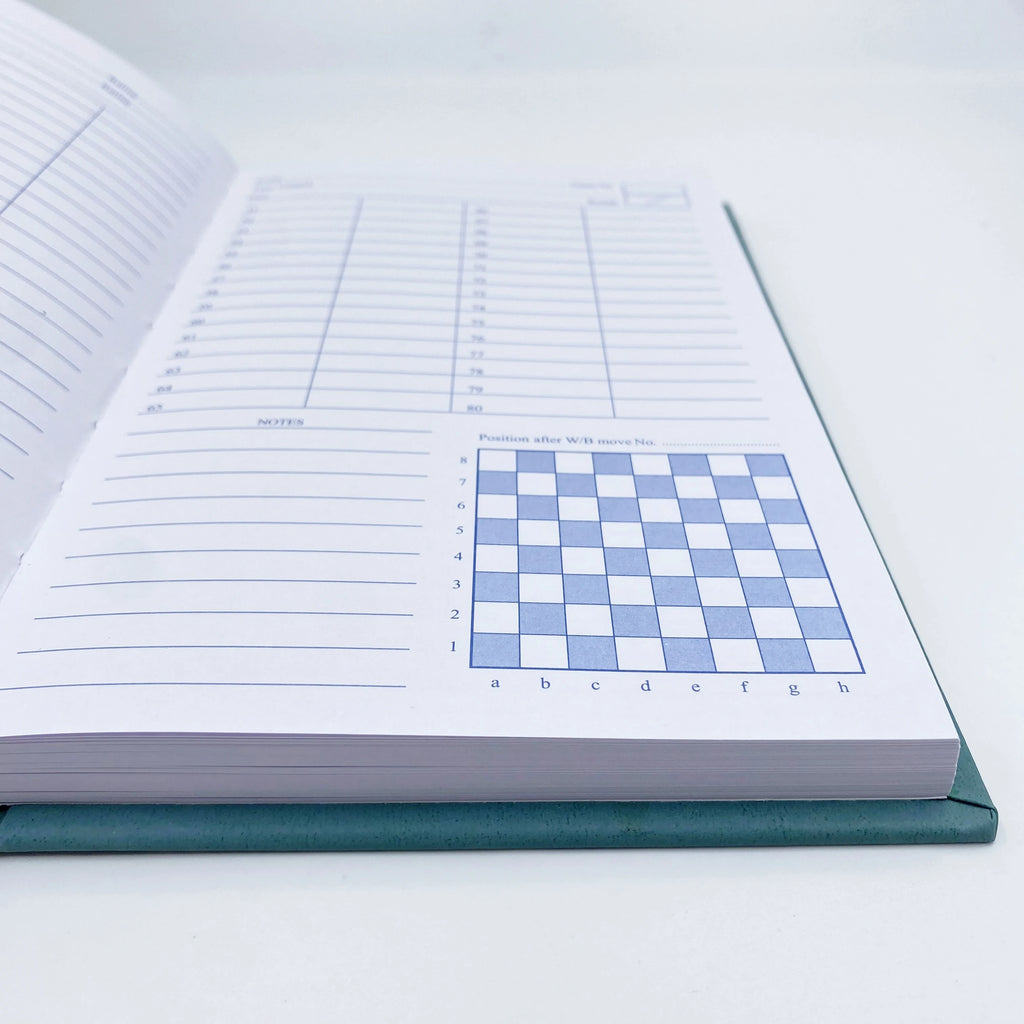 Premium Chess Scorebook - Gift for chess player -Chess Records Organizer, Performance Log, Game Analysis Journal, Chess Notation