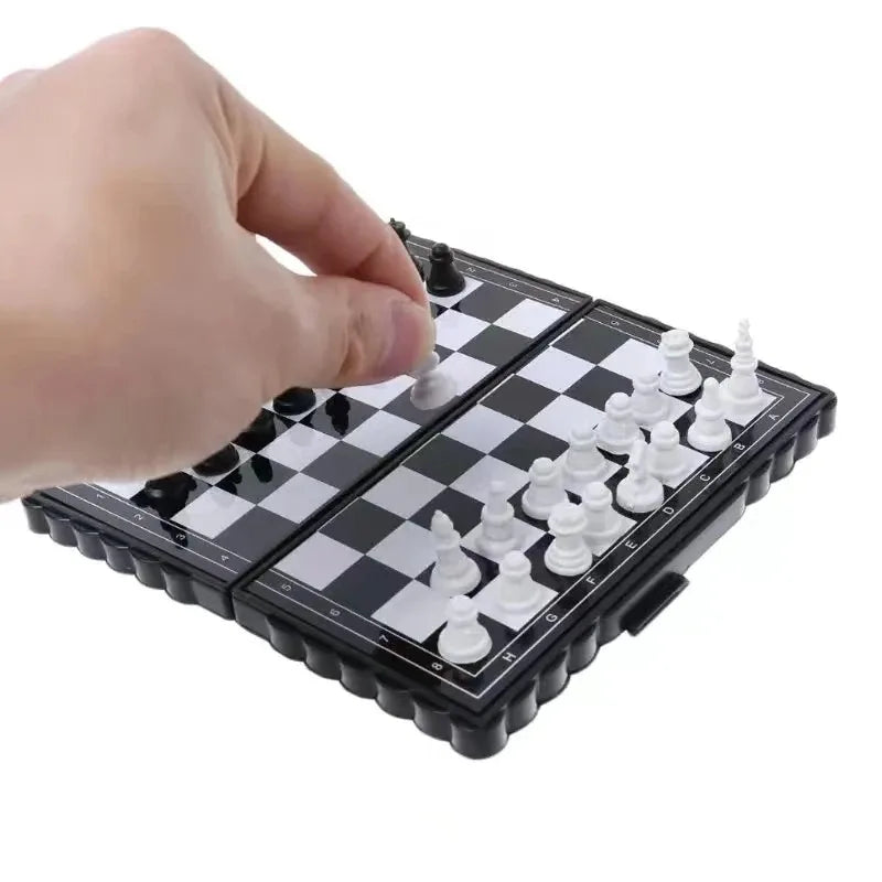 Mini Magnetic Chess Set for Kids – Portable Folding Travel Chessboard